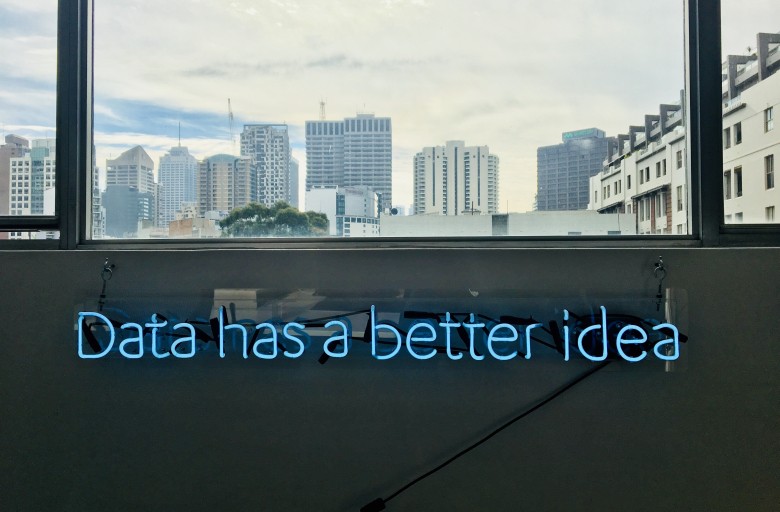 data.jpg
